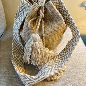 Wayuu Tribe Beige and Cream Handwoven Bucket Bag with Tassel Strap
